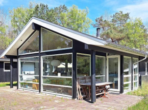 8 person holiday home in Hadsund
